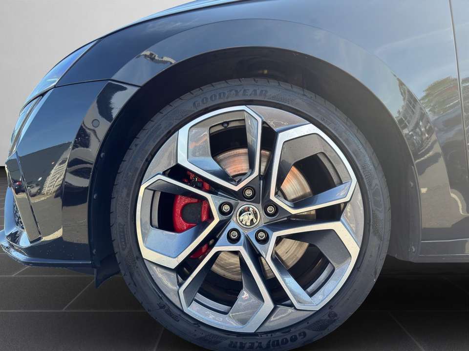 Skoda Octavia - Imagem 8
