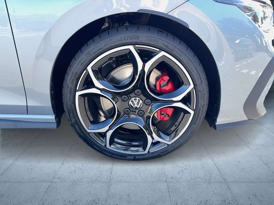 Volkswagen Golf GTI - Imagem 7