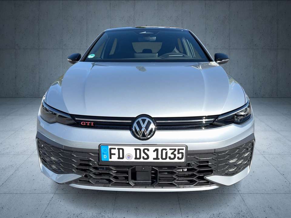 Volkswagen Golf GTI - Imagem 8