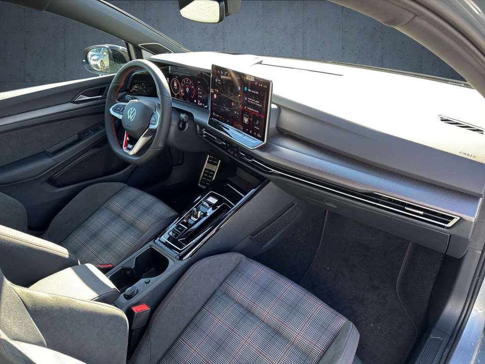 Volkswagen Golf GTI - Imagem 14
