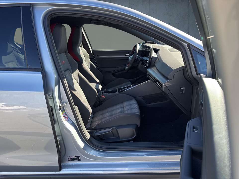 Volkswagen Golf GTI - Imagem 15