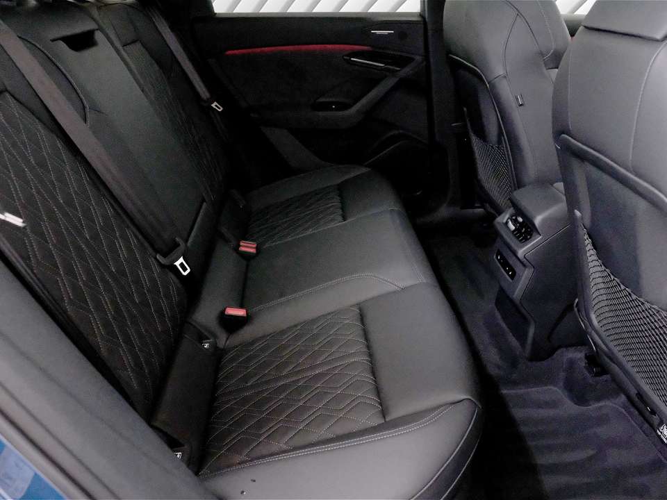 Audi SQ6 e-tron - Imagem 12