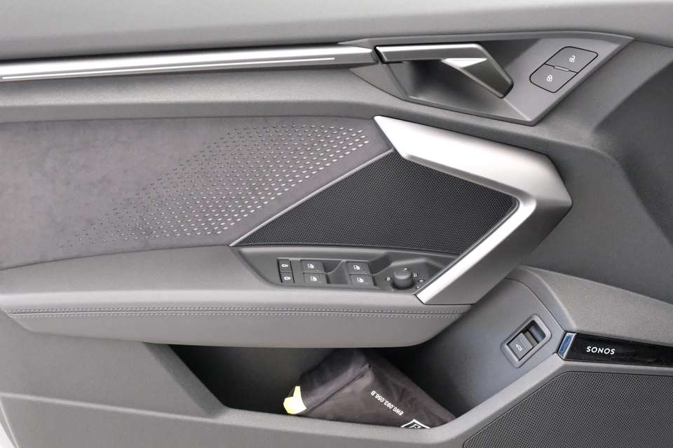 Audi RS3 - Imagem 8