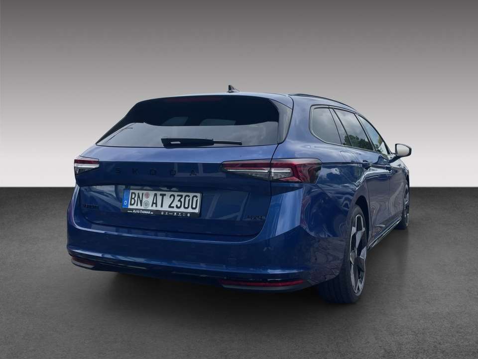 Skoda Superb - Imagem 4