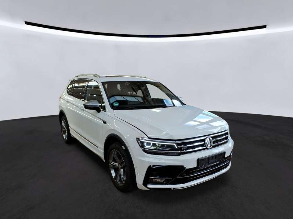 Volkswagen Tiguan Allspace - Imagem 7