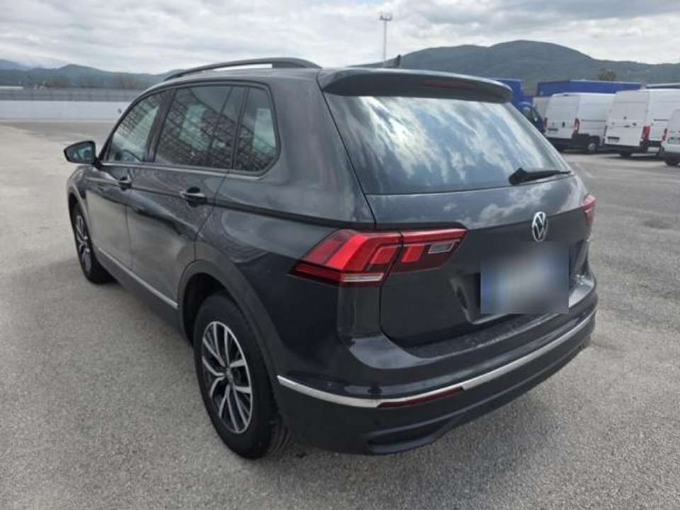 Volkswagen Tiguan - Imagem 9