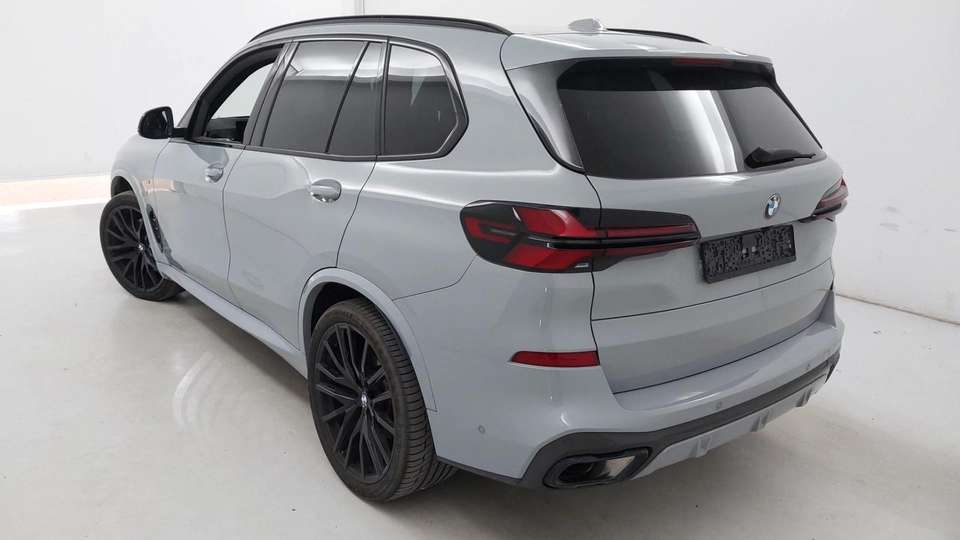 BMW X5 - Imagem 9