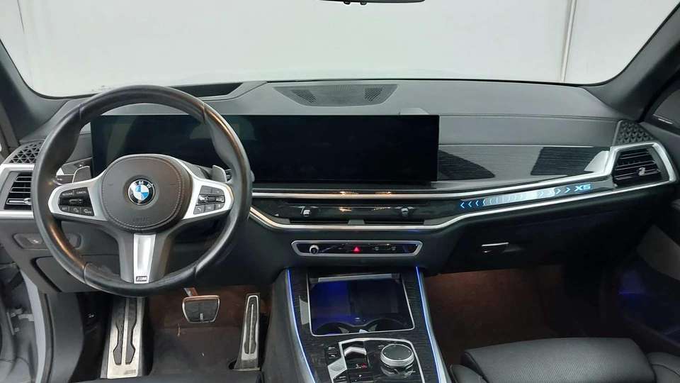 BMW X5 - Imagem 10