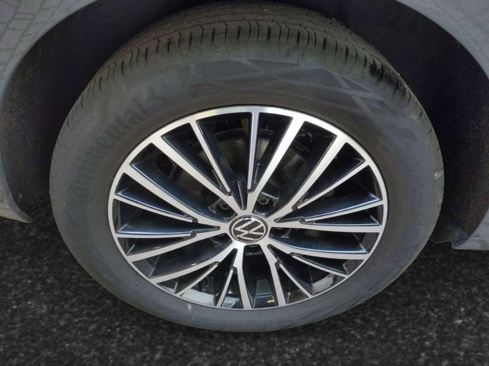 Volkswagen Touran - Imagem 8