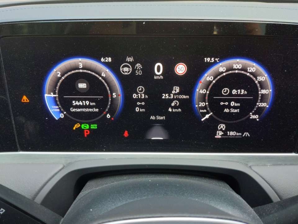 Volkswagen Passat Variant - Imagem 12