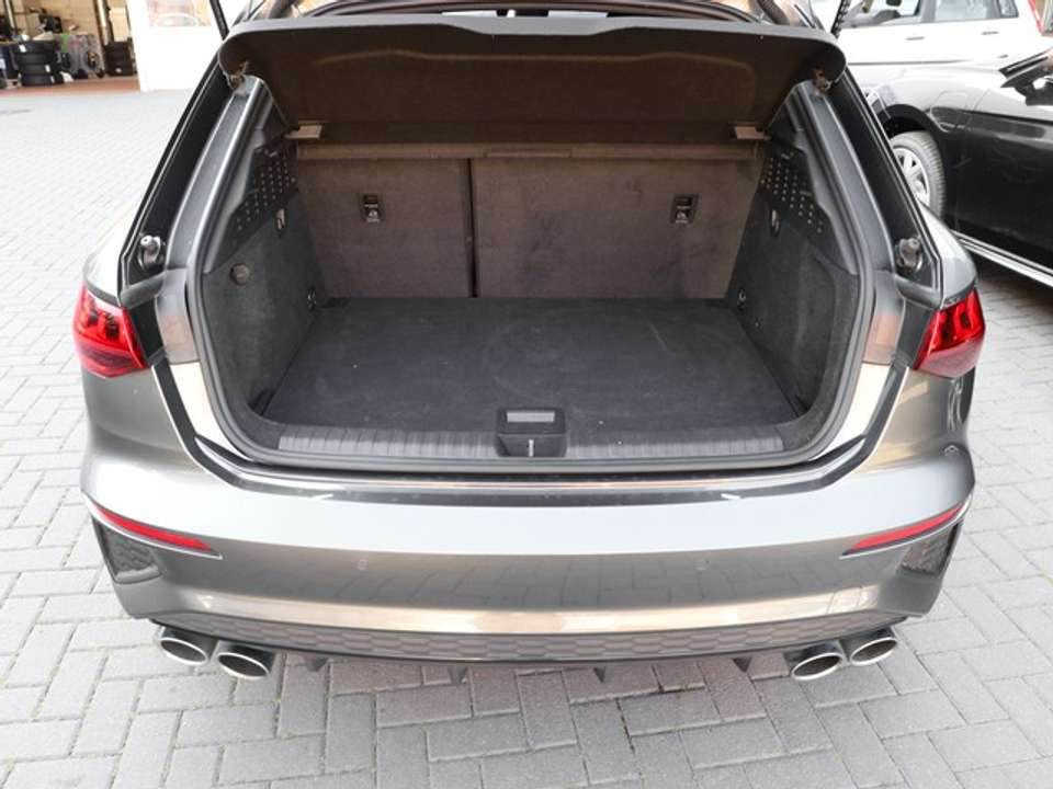 Audi S3 - Imagem 10