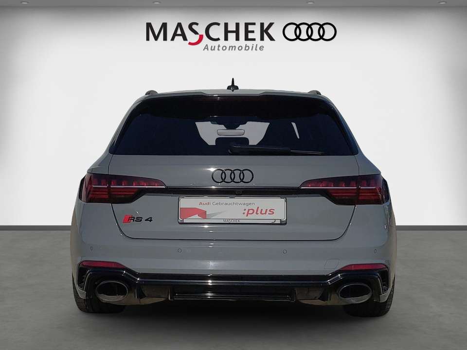 Audi RS4 - Imagem 5