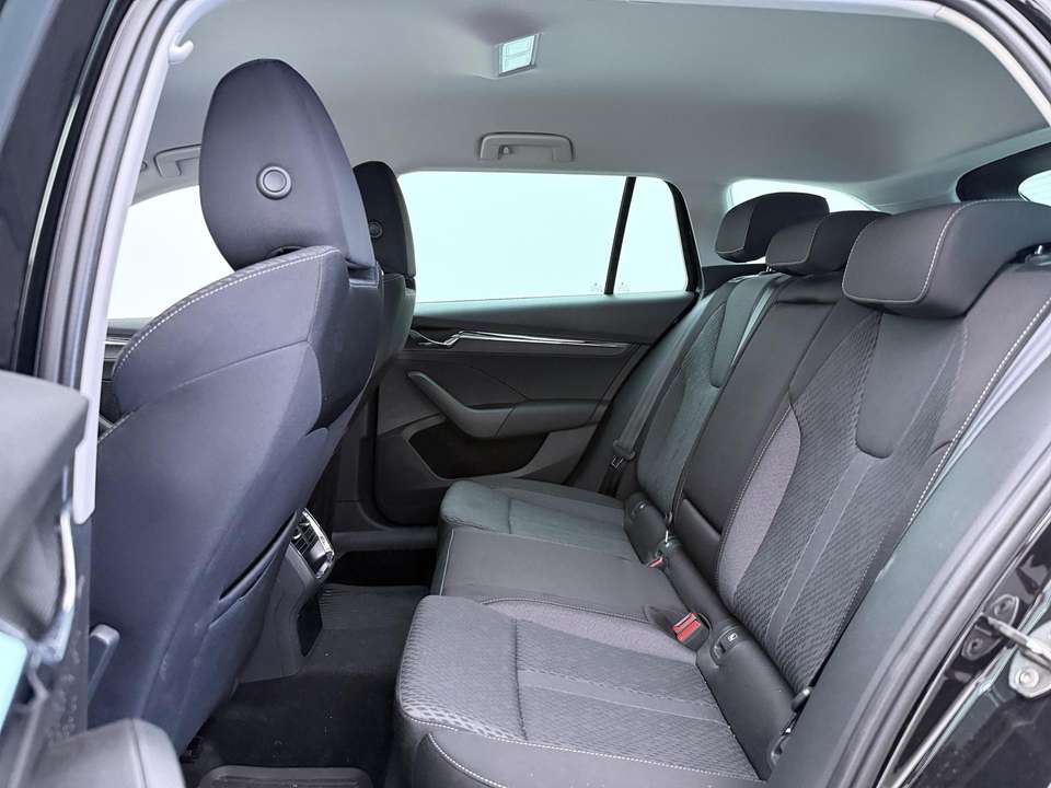 Skoda Octavia - Imagem 7
