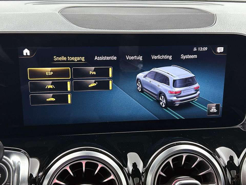 Mercedes-Benz GLB 200 - Imagem 13