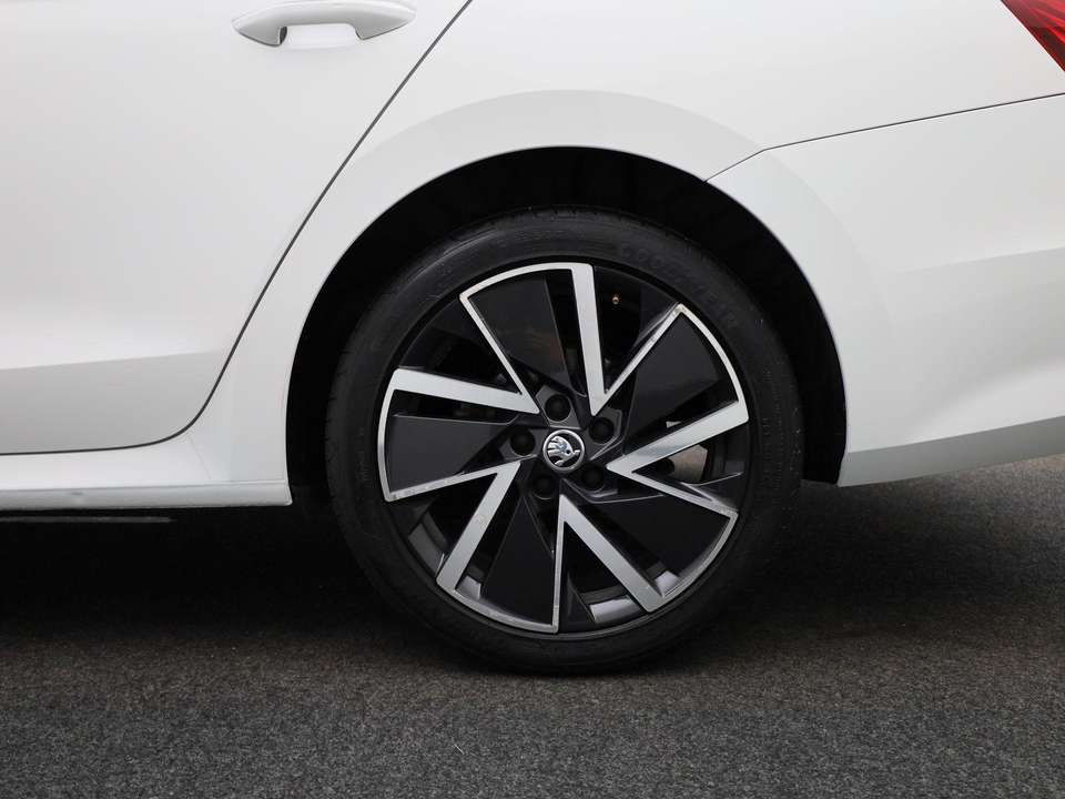 Skoda Octavia - Imagem 13