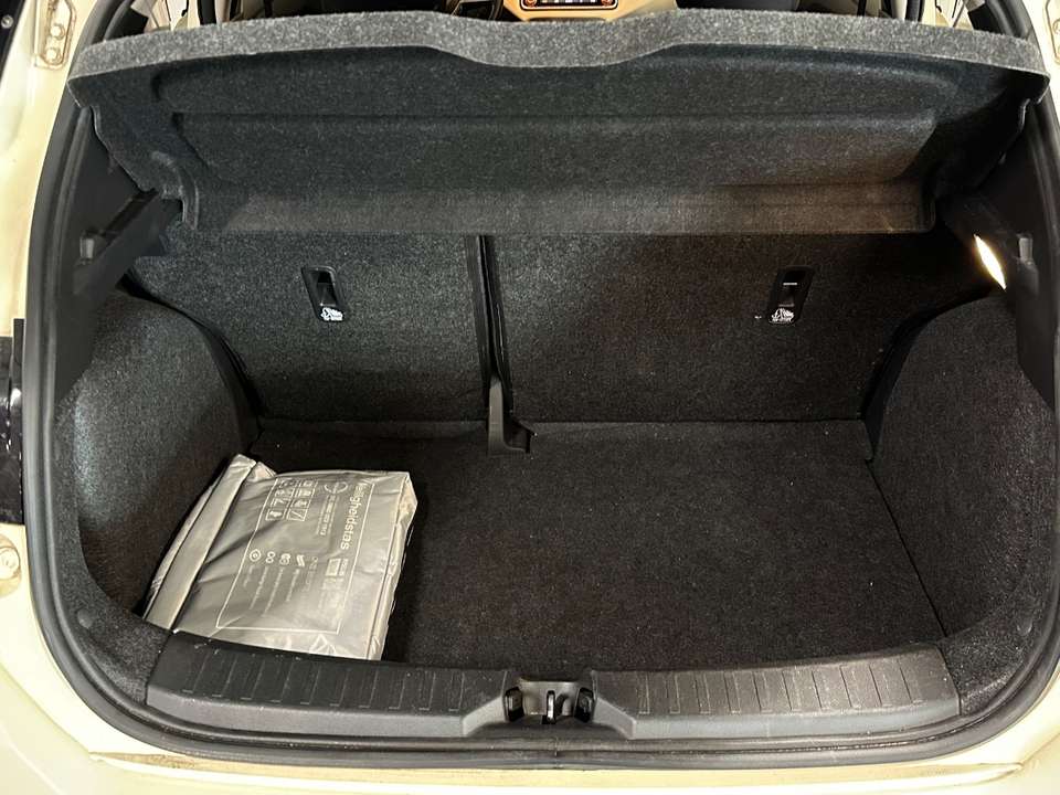 Nissan Micra - Imagem 19