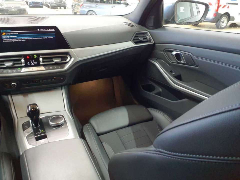 BMW 320 - Imagem 6