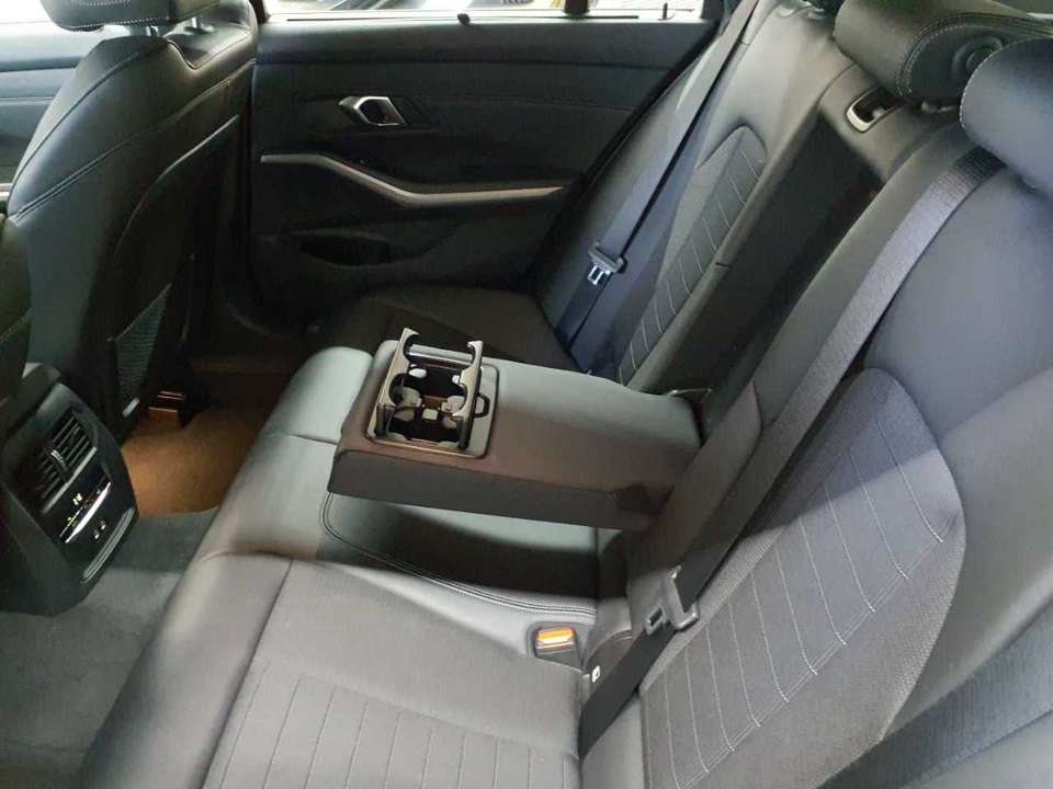 BMW 320 - Imagem 7