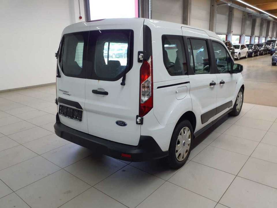 Ford Transit - Imagem 4