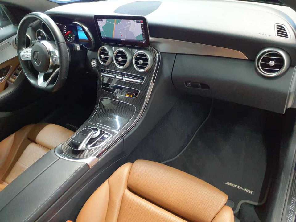 Mercedes-Benz C 220 - Imagem 12