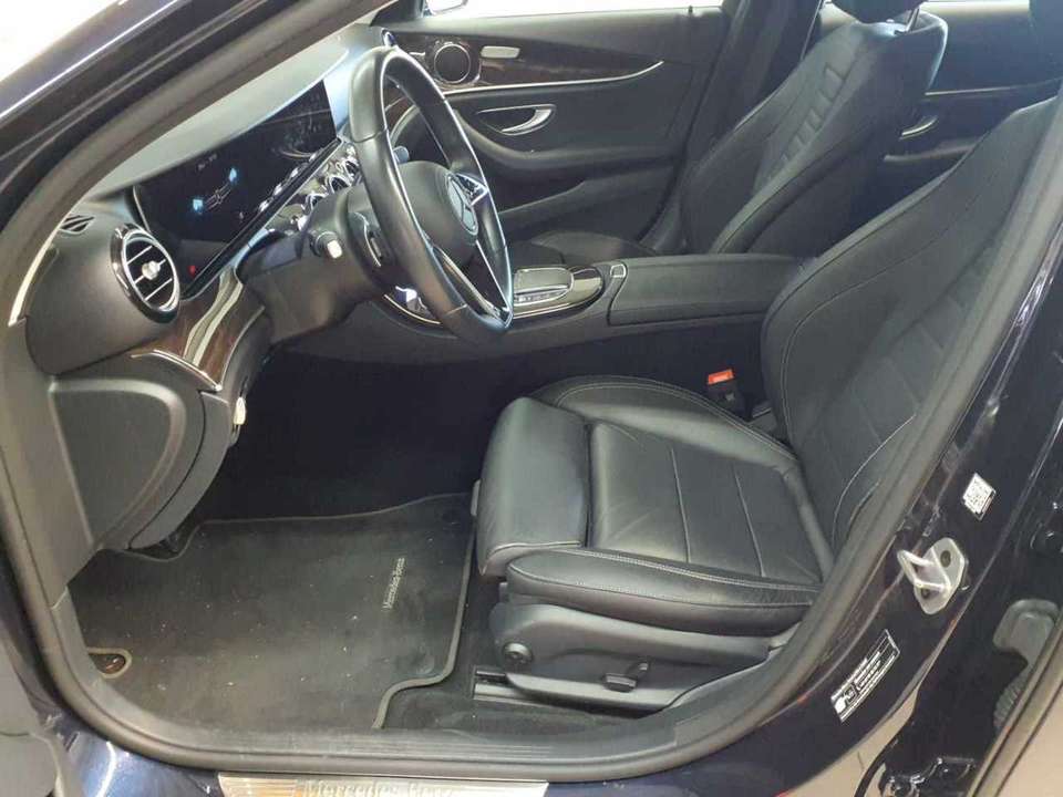 Mercedes-Benz E 220 - Imagem 3