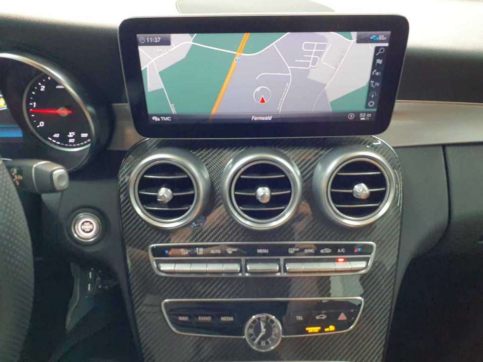 Mercedes-Benz C 220 - Imagem 13