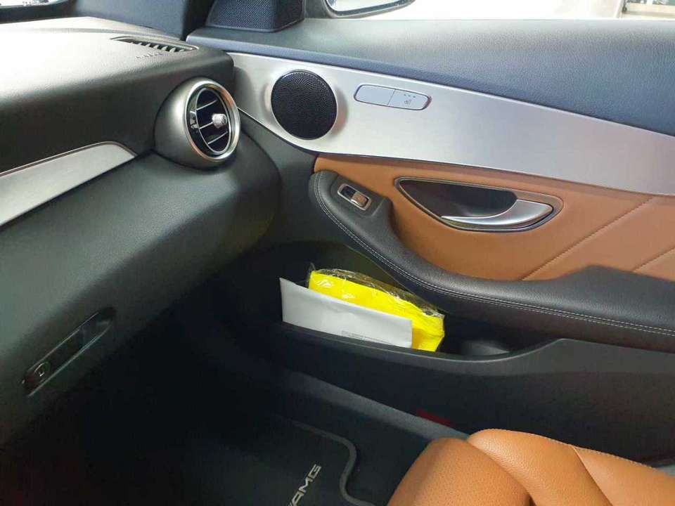 Mercedes-Benz C 220 - Imagem 14