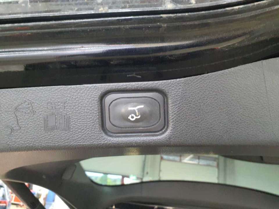 Ford Galaxy - Imagem 11