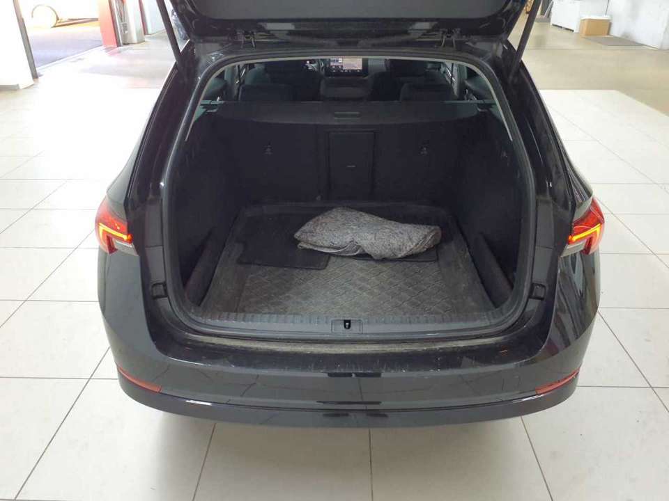 Skoda Octavia - Imagem 9