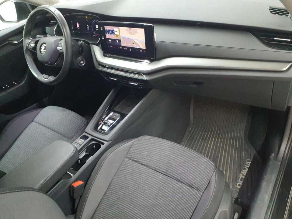 Skoda Octavia - Imagem 12