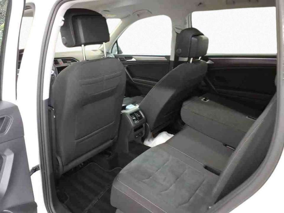 Volkswagen Tiguan Allspace - Imagem 6