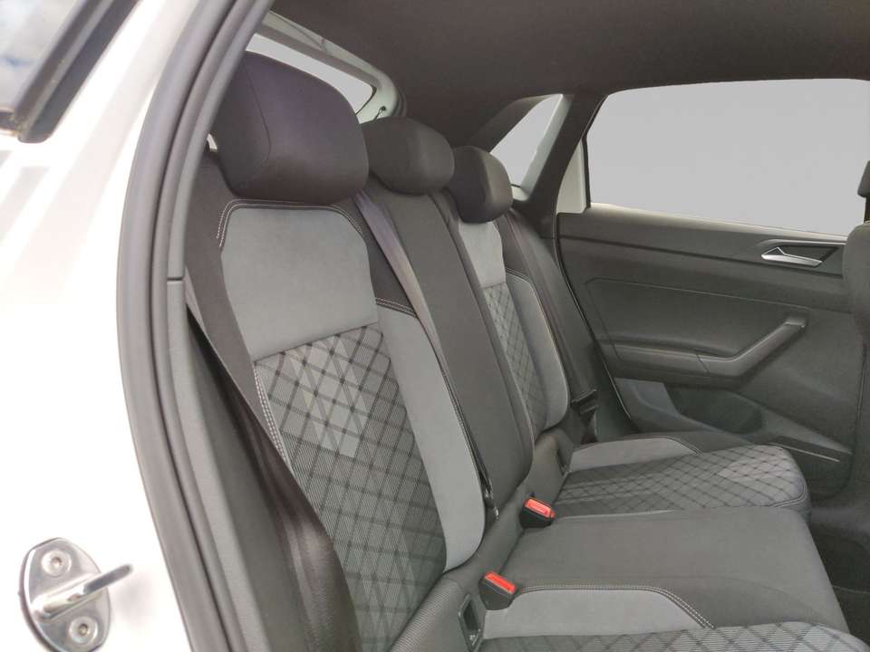 Volkswagen Polo - Imagem 14