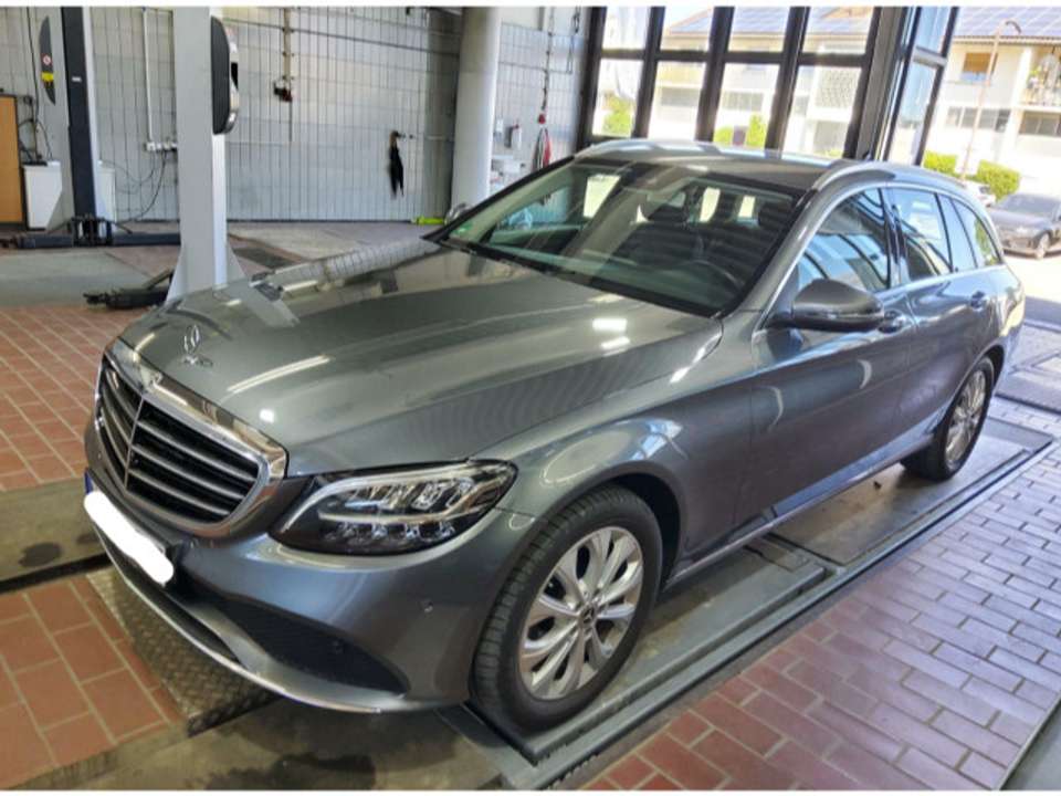 Mercedes-Benz C 200 - Imagem 3
