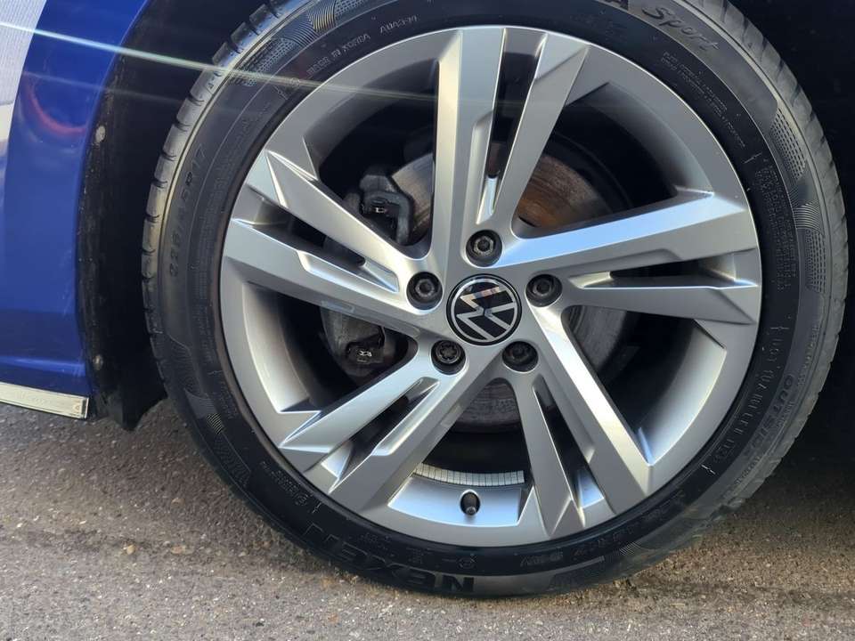 Volkswagen Golf - Imagem 11