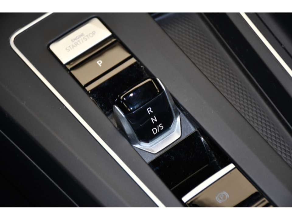 Volkswagen Golf - Imagem 6