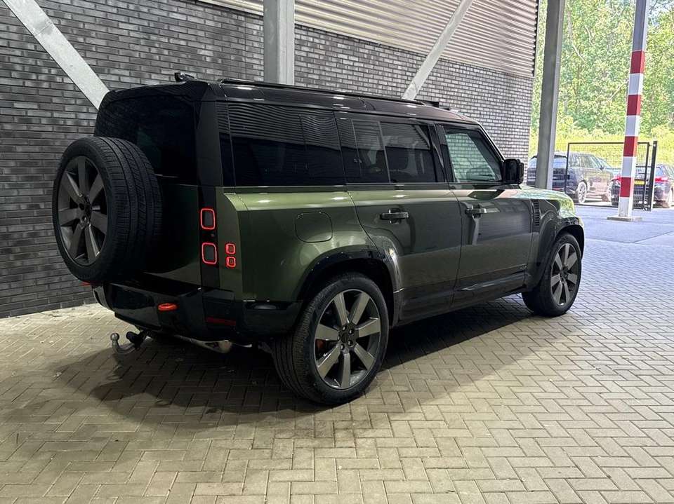 Land Rover Defender - Imagem 2