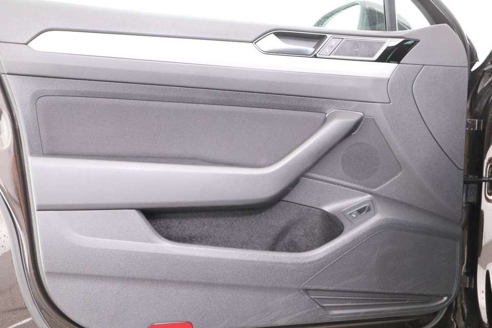 Volkswagen Passat Variant - Imagem 12