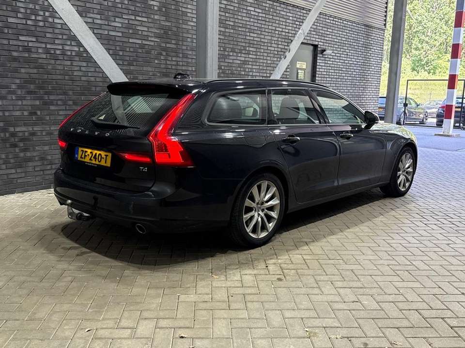 Volvo V90 - Imagem 2