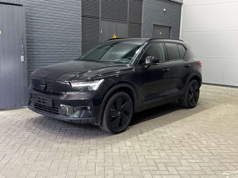 Volvo EX40 - Imagem 4
