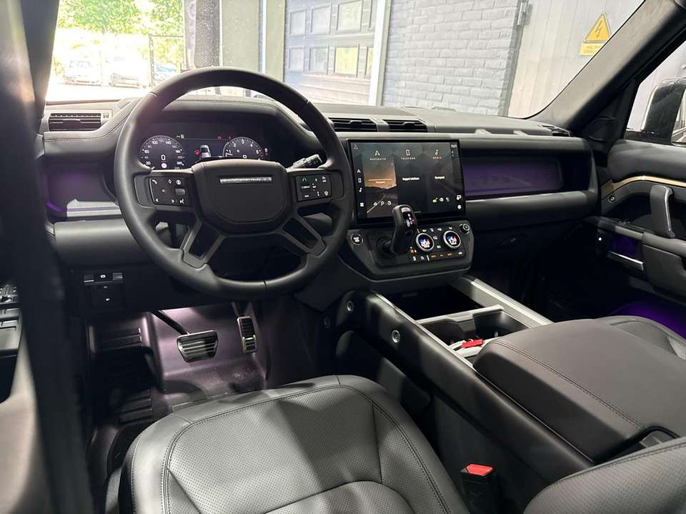 Land Rover Defender - Imagem 5