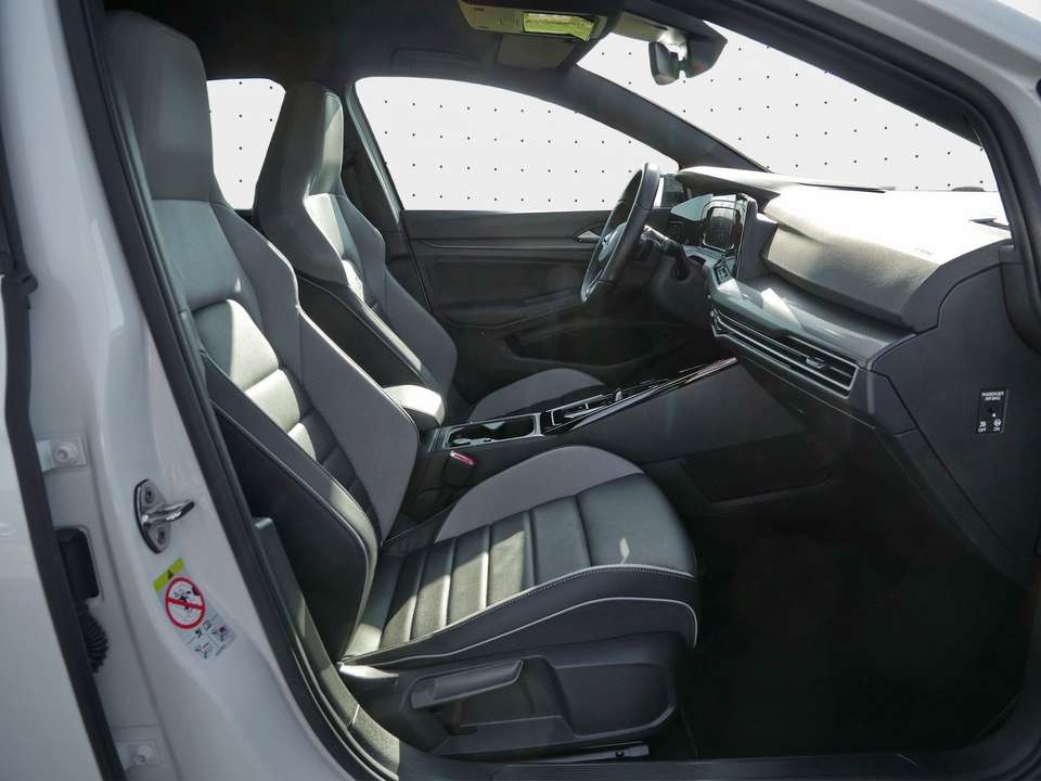 Volkswagen Golf GTE - Imagem 4