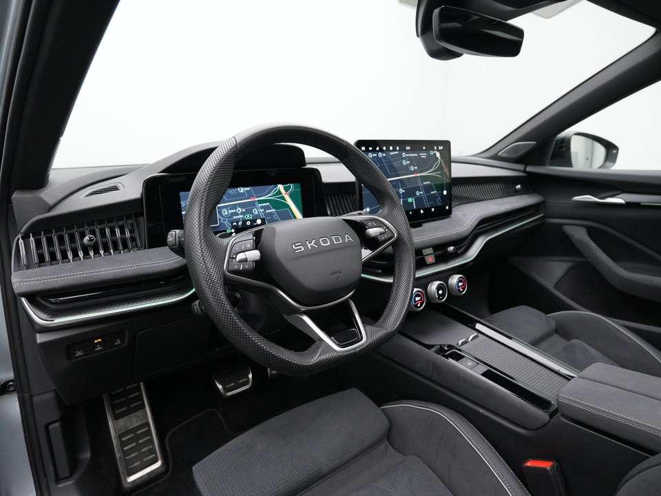 Skoda Superb - Imagem 2