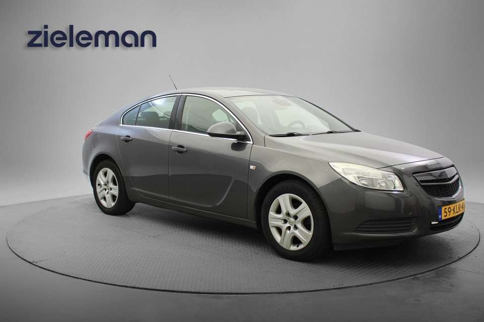 Opel Insignia - Imagem 1