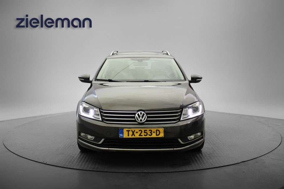 Volkswagen Passat Variant - Imagem 13