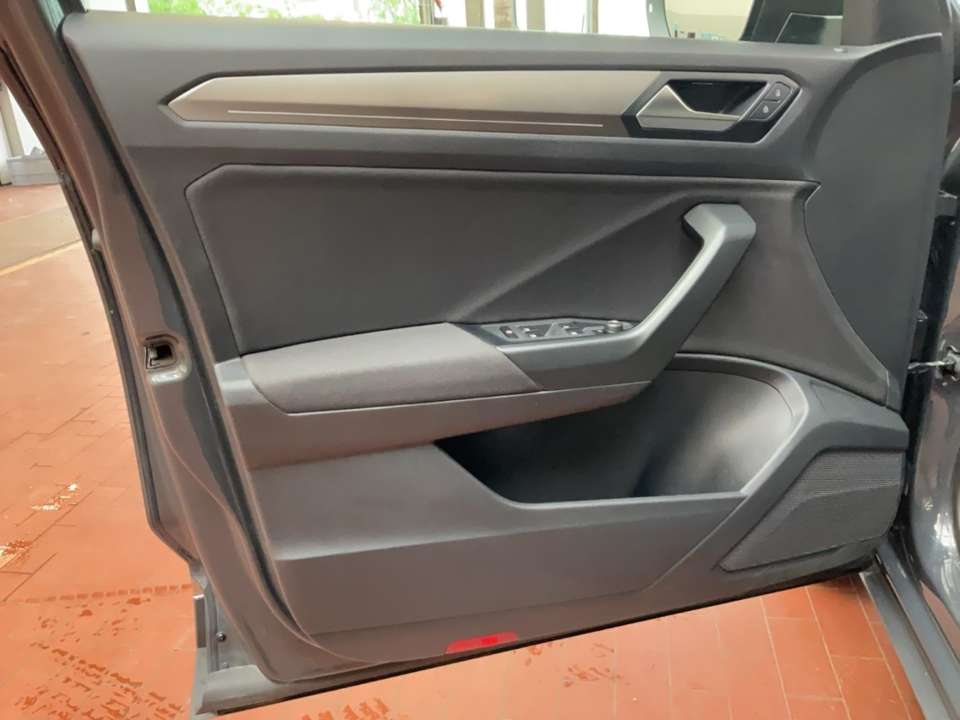 Volkswagen T-Roc - Imagem 12
