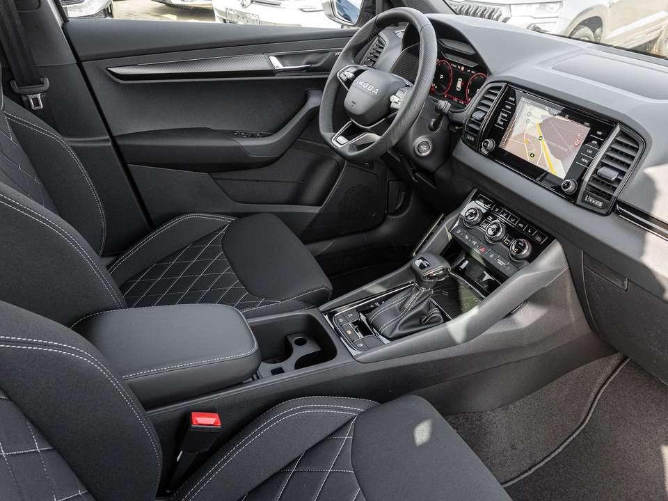 Skoda Karoq - Imagem 8