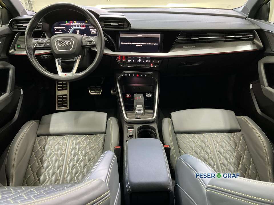 Audi S3 - Imagem 8