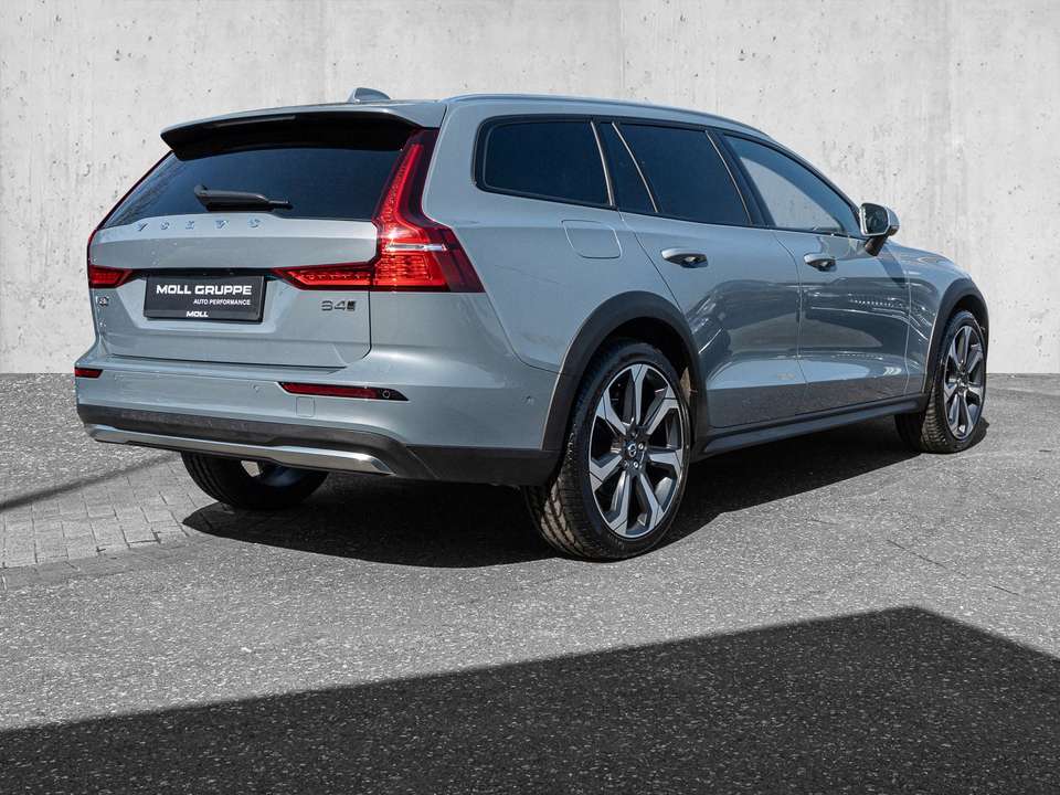 Volvo V60 Cross Country - Imagem 4