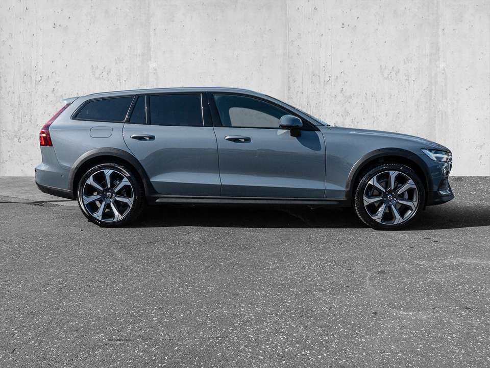 Volvo V60 Cross Country - Imagem 5