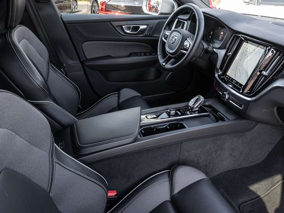 Volvo V60 Cross Country - Imagem 8